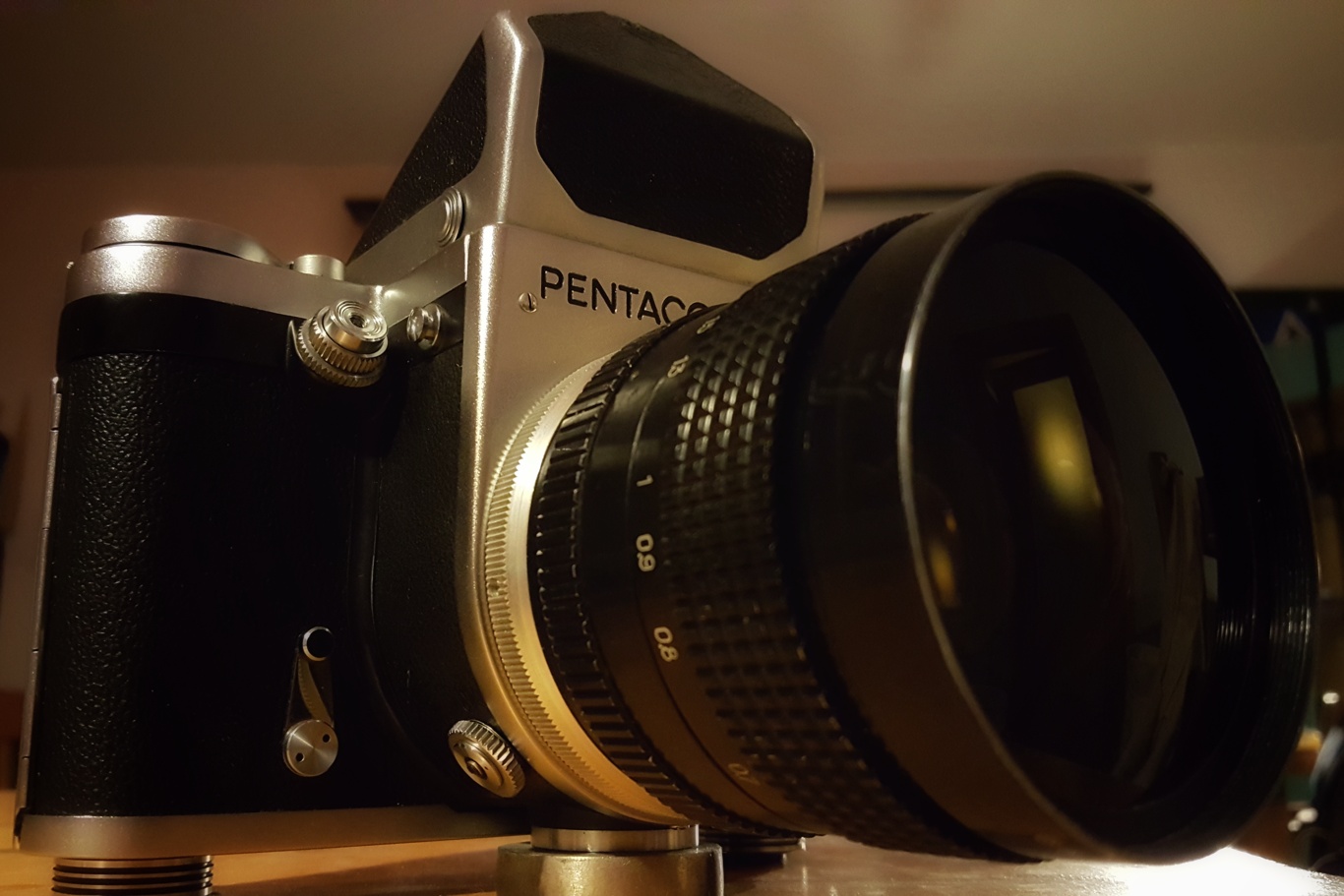 Pentacon six