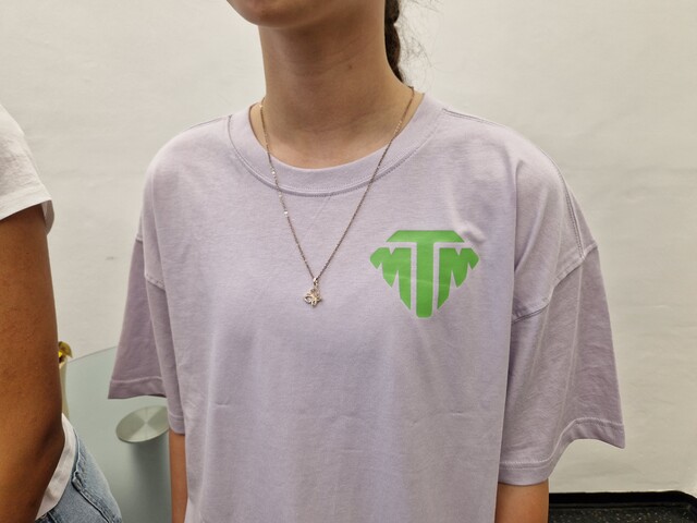 T-shirt Logo