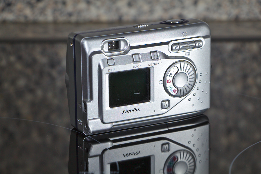 Fuji A303 hinten